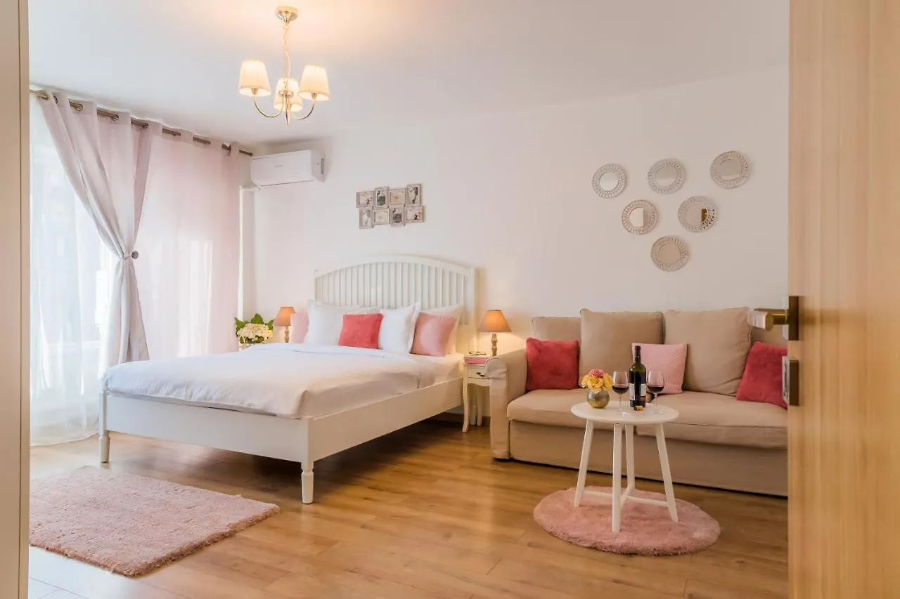 Studio T By Mrg Apartments Bukareszt